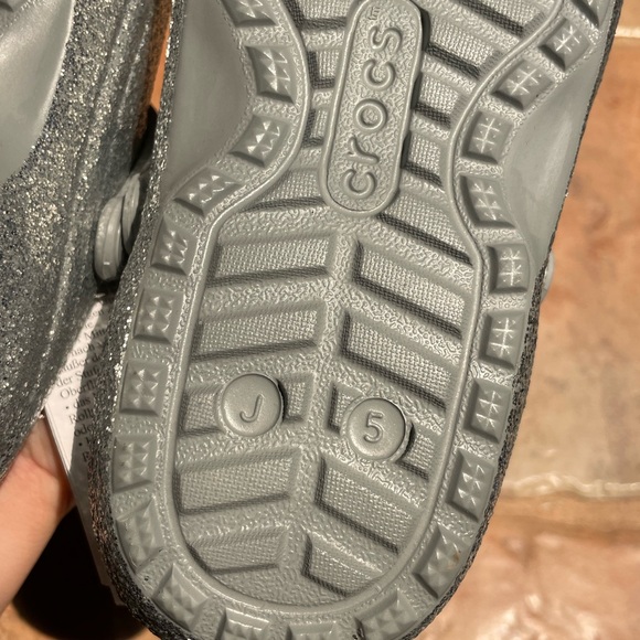NWT Crocs Clogs - Picture 5 of 6